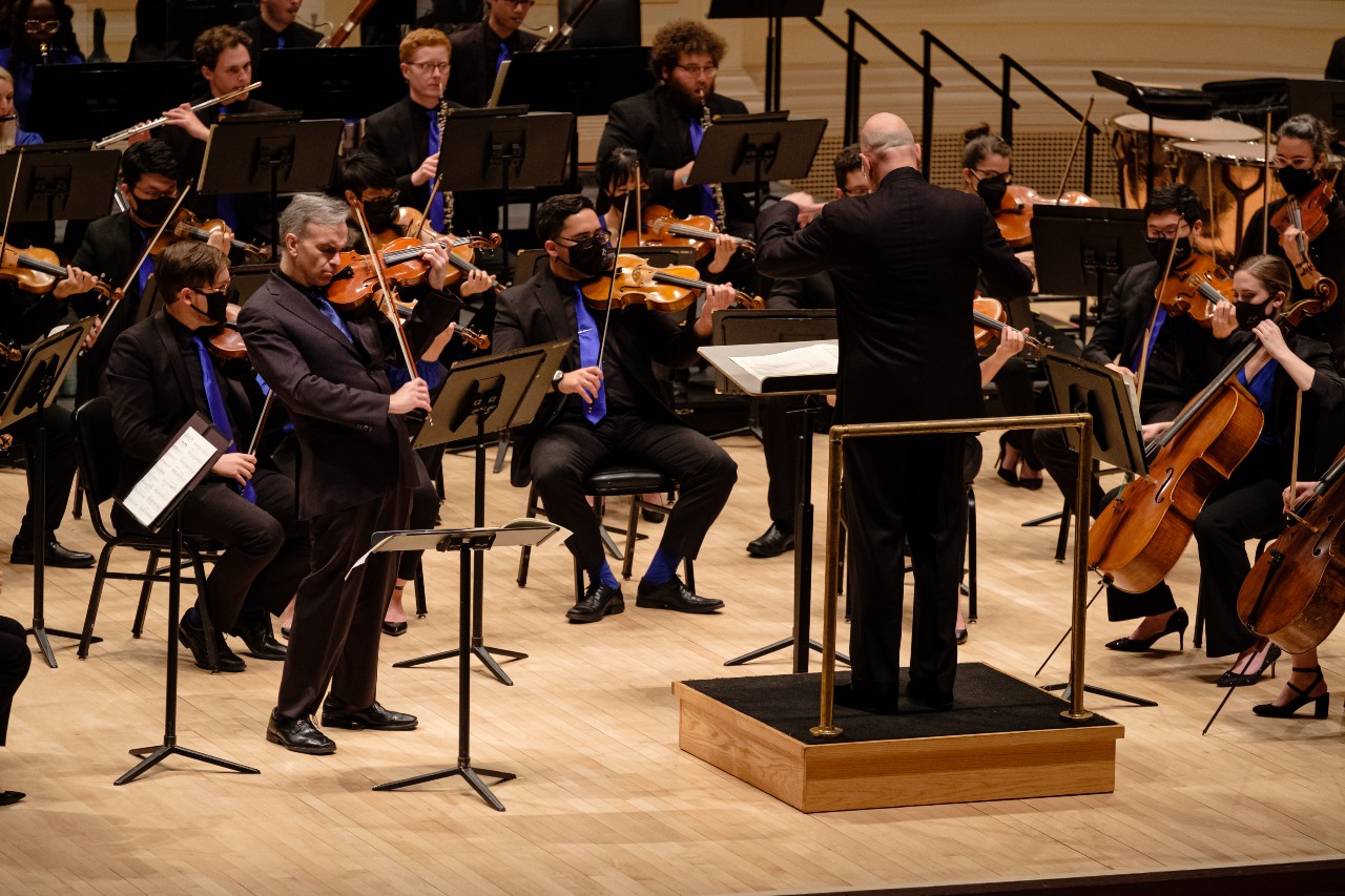 Leon Botstein conducting