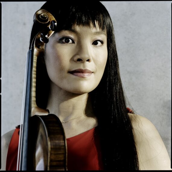 Mira Wang violin photo by Mat Hennek